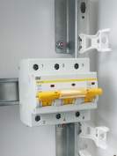 Выключатель автоматический модульный 3п C 25А 10кА ВА47-100 IEK MVA40-3-025-C