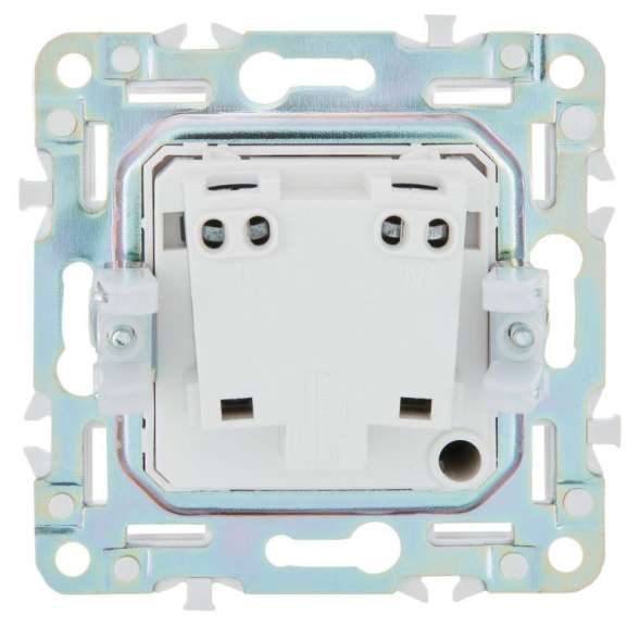 Розетка SKANDY 10А без заземл. без защ. шторок SK-R02B беж. IEK SK-R10-10-K10